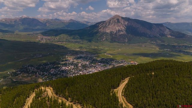 $545,000 | 175 Saddle Ridge Road | Crested Butte Area