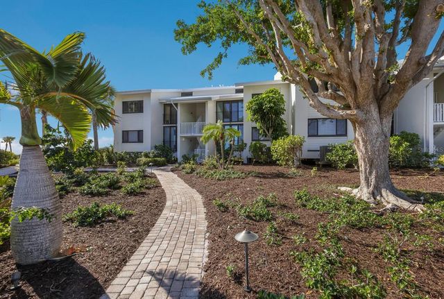 $2,450,000 | 5000 Gasparilla Road, Unit 32B