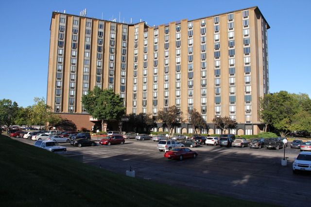 $1,949 | 1 Renaissance Place, Unit 222 | Palatine