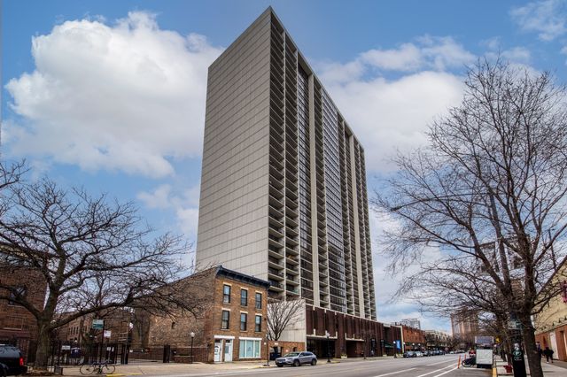 $2,600 | 1636 North Wells Street, Unit 1111 | Lincoln Park