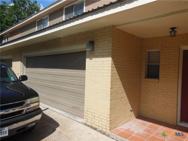 $1,600 | 1641 Kuehler Avenue, Unit 7 | New Braunfels