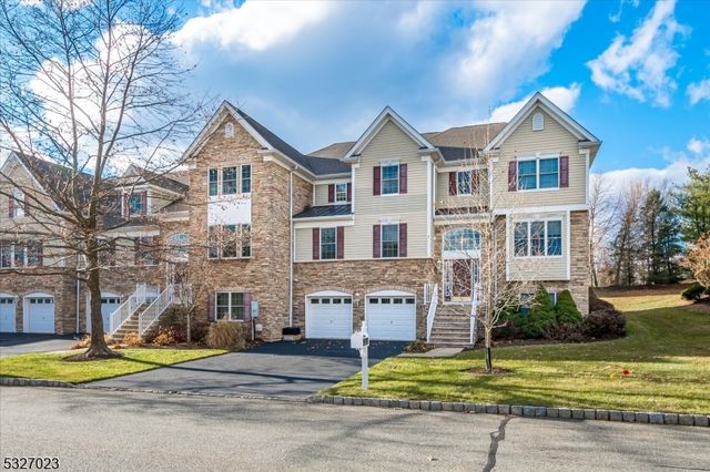 $1,200,000 | 9 Lonergan Lane | West Orange