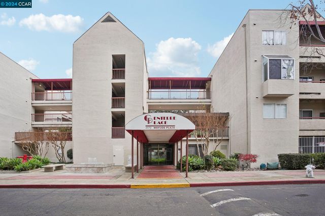 $3,200 | 3173 Wayside Plaza, Unit 119 | Contra Costa Centre