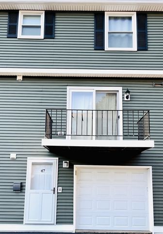 $349,000 | 1217 Pawtucket Boulevard, Unit 47 | Pawtucketville