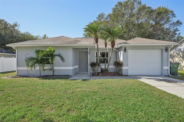 $249,900 | 137 Kings Pond Avenue | Winter Haven