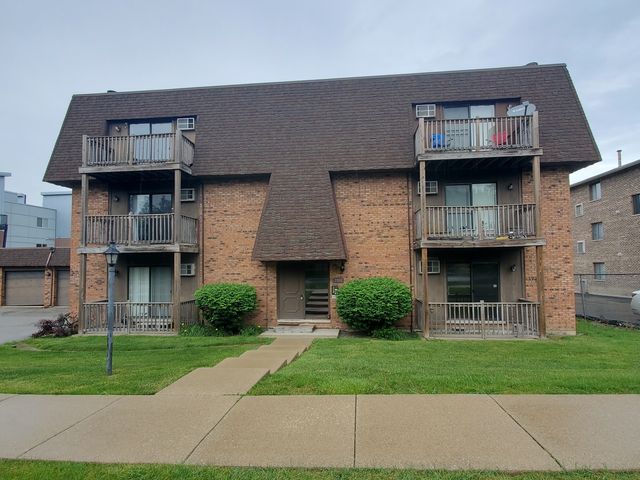 $1,800 | 3358 West 184th Street, Unit 1B | Homewood