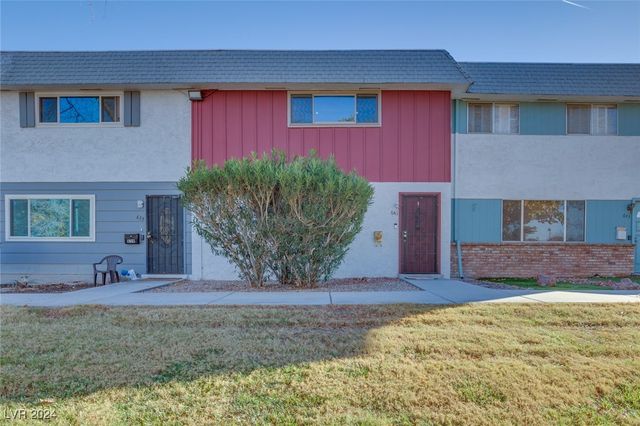 $250,000 | 641 East Pecos Way | Greenbriar