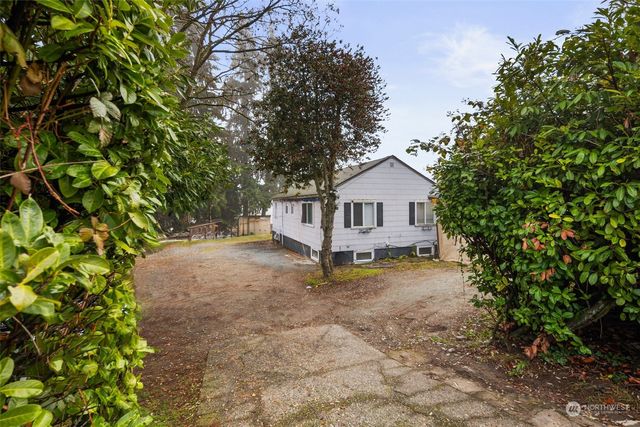 $680,000 | 12206 1st Avenue South | Beverly Park