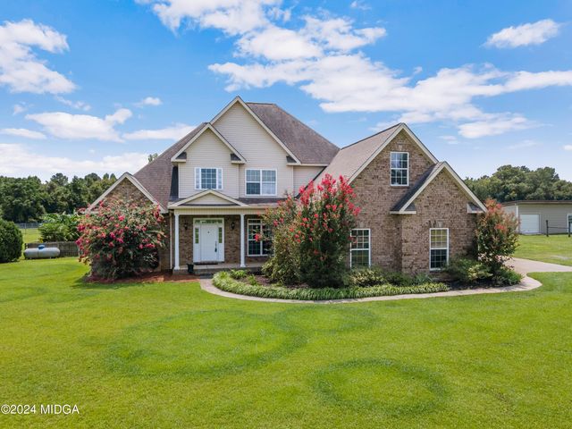 $749,000 | 253 Williams Drive