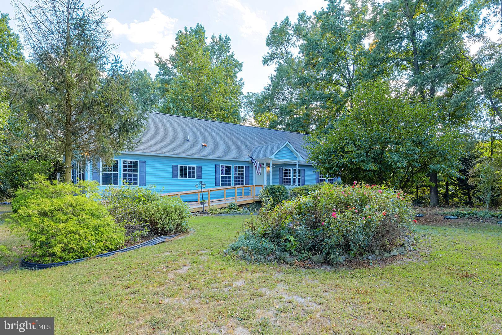 a view of a house with garden