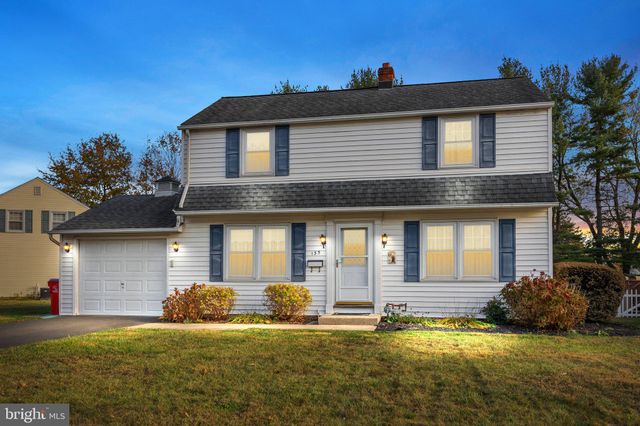 $425,000 | 135 Woodlawn Road | Warminster Heights