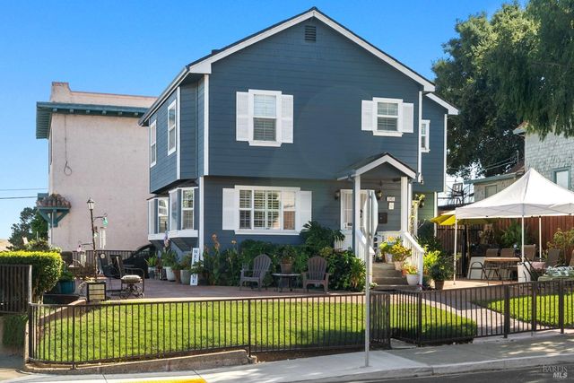 $788,000 | 343 Carolina Street | Saint Vincent's Hill