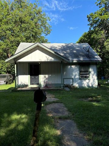 $38,500 | 2607 Locust Street