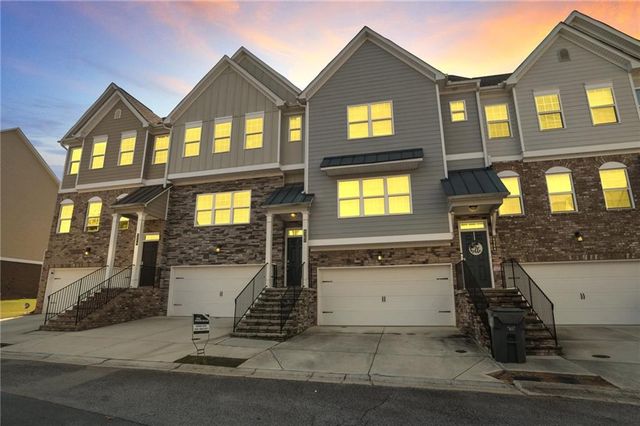 $379,900 | 4262 Buford Valley Way | Chatham Village