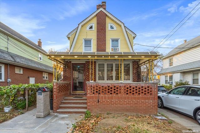 $849,000 | 100-56 223rd Street | Queens Village