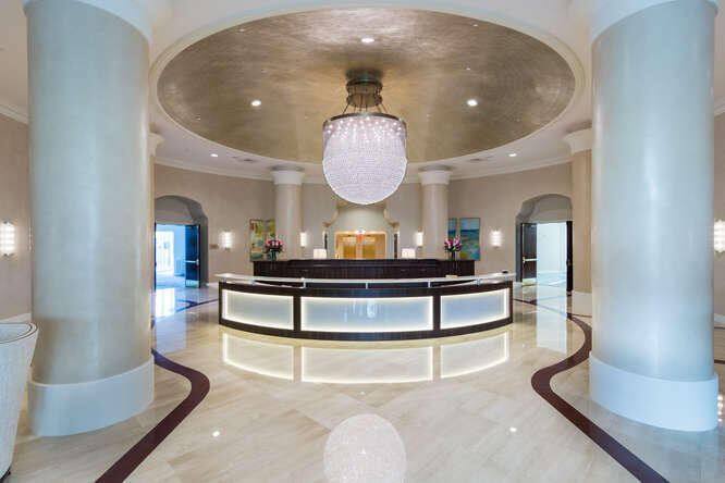 TOSCANA SOUTH LOBBY