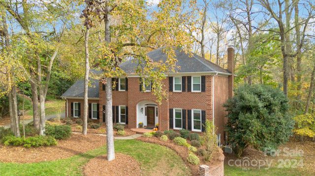 $989,000 | 841 Stanhope Lane | Matthews