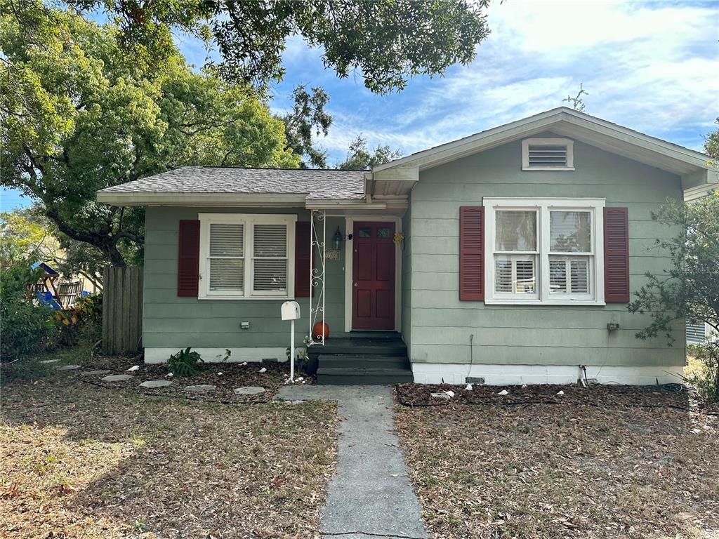 Welcome to your St. Pete Bungalow