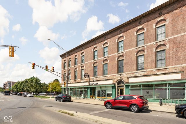 $2,100 | 970 Fort Wayne Avenue, Unit 301 | St. Joseph Historic Neighborhood