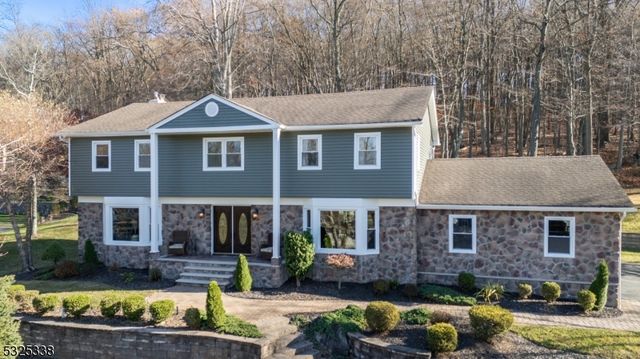 $649,000 | 66 Birch Run Avenue | Denville