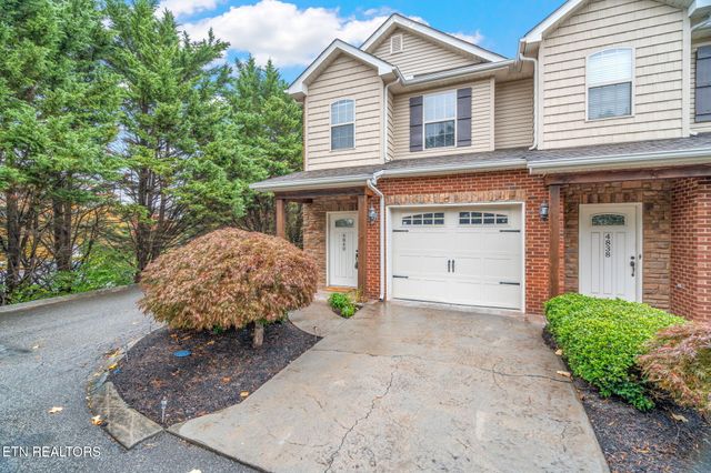 $288,000 | 4840 Fountain View Way | Adair Gardens