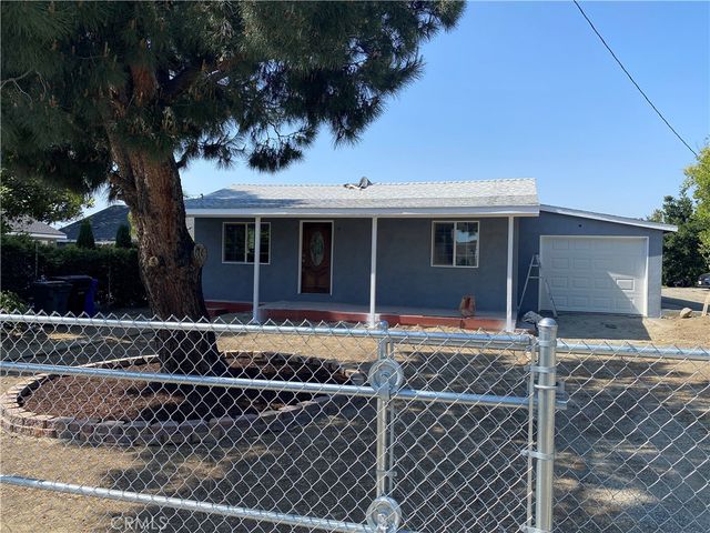 $2,800 | 16602 Valencia Avenue | Fontana