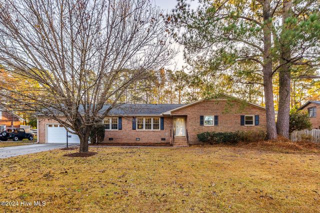 $515,000 | 5623 Woodridge Road | Myrtle Grove