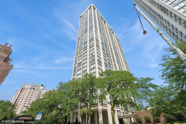 $214,900 | 5455 North Sheridan Road, Unit 1415 | Edgewater Beach