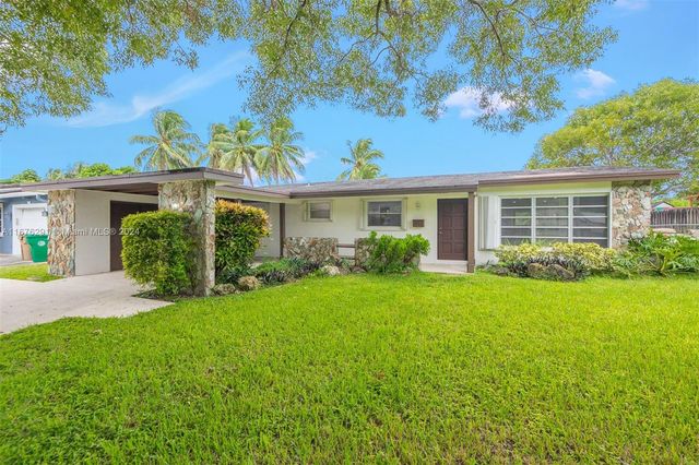 $4,200 | 5521 Southwest 55th Avenue | Davie