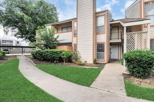 $1,150 | 10202 Forum Park Drive, Unit 33 | Westwood