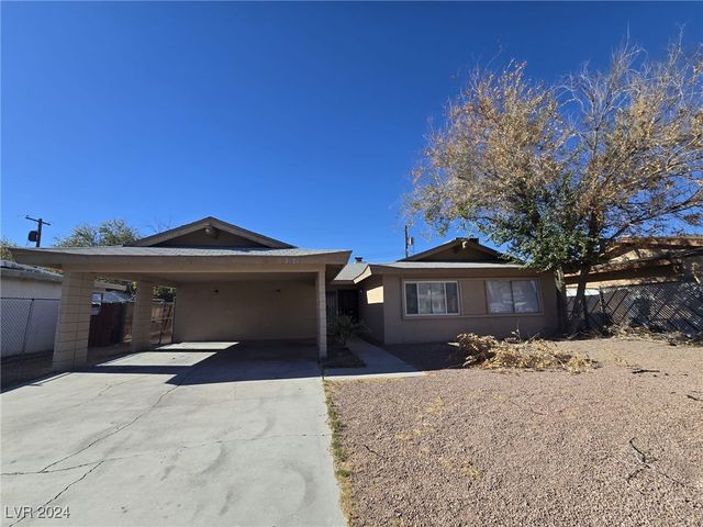 $1,700 | 2624 Amarillo Street | Las Verdes Heights