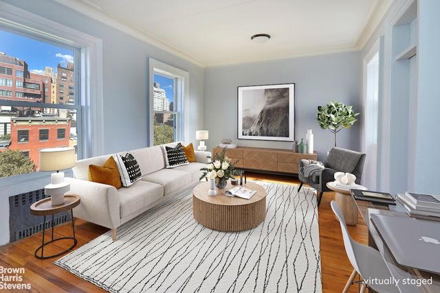 $1,865,000 | 126 West 11th Street, Unit 71 | West Village