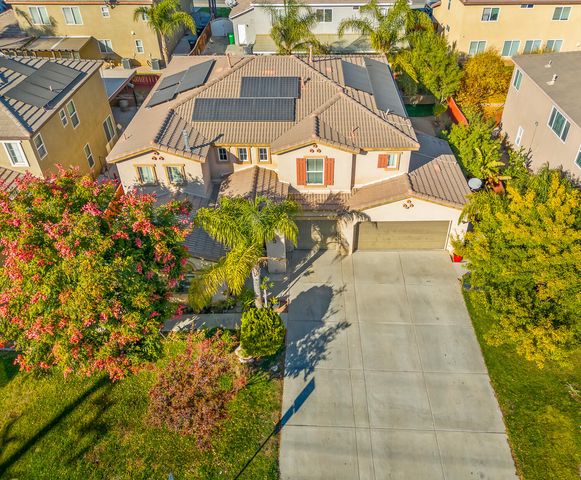 $740,000 | 25444 Delphinium Avenue | Armada