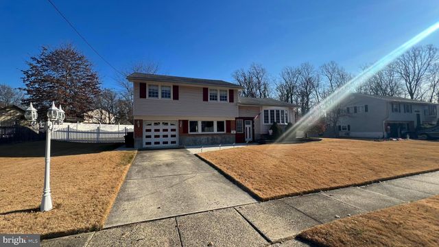 $340,000 | 305 Signey Lane | Gloucester Township - Camden County