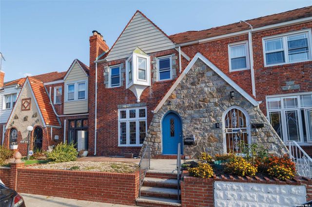 $699,000 | 130-11 225th Street | Laurelton