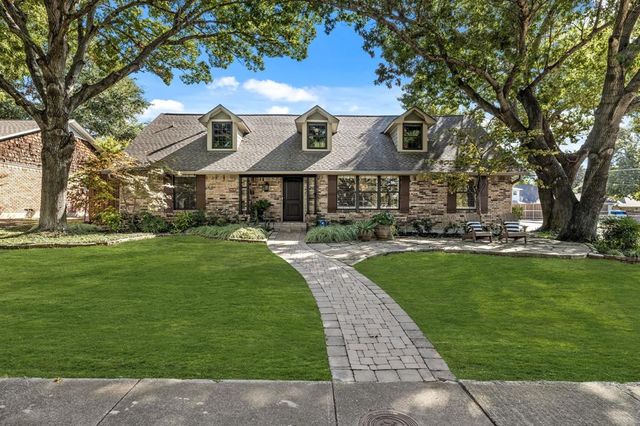 $1,199,000 | 9506 Fieldcrest Court | Lake Highlands