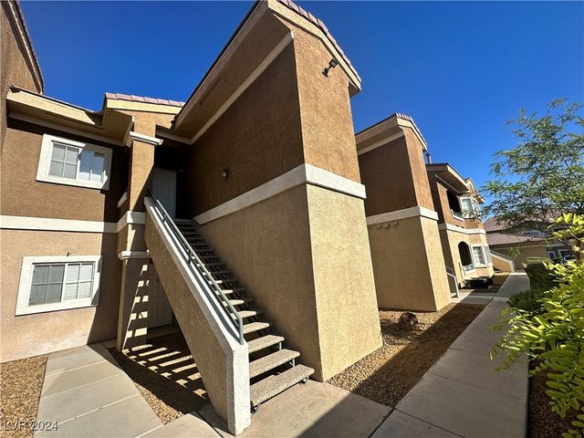 $1,495 | 833 Aspen Peak Loop, Unit 2223 | South Valley Ranch