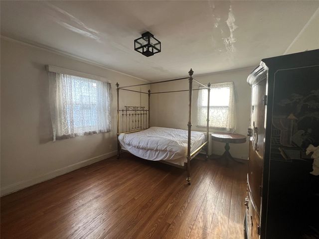 $1,500 | 82-19 Utopia Parkway | Jamaica Estates