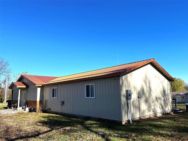 $169,000 | 10046 Eye Street | Belgrade Township - Washington County