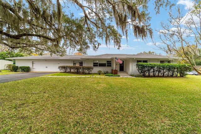 $2,300 | 711 Southeast 40th Avenue | Southeast Ocala