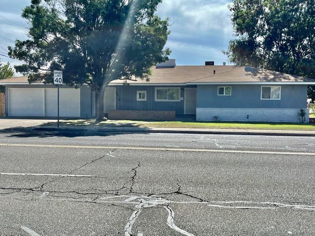 $349,950 | 4760 East Tulare Avenue | Huntington