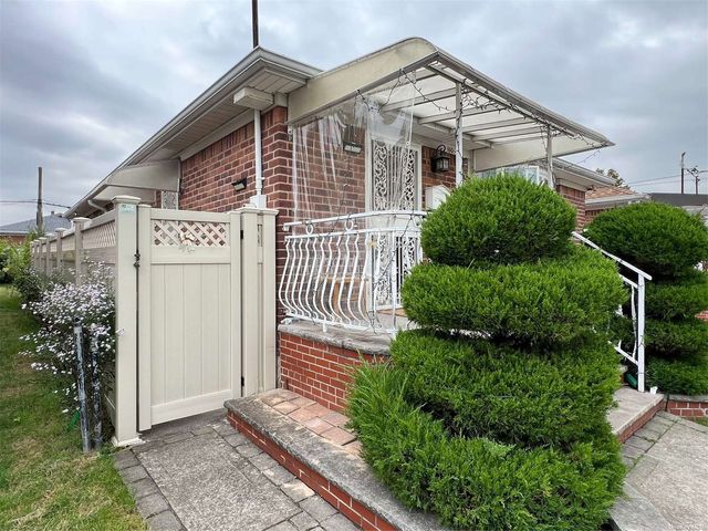 $1,188,000 | 160-46 23rd Avenue | Flushing