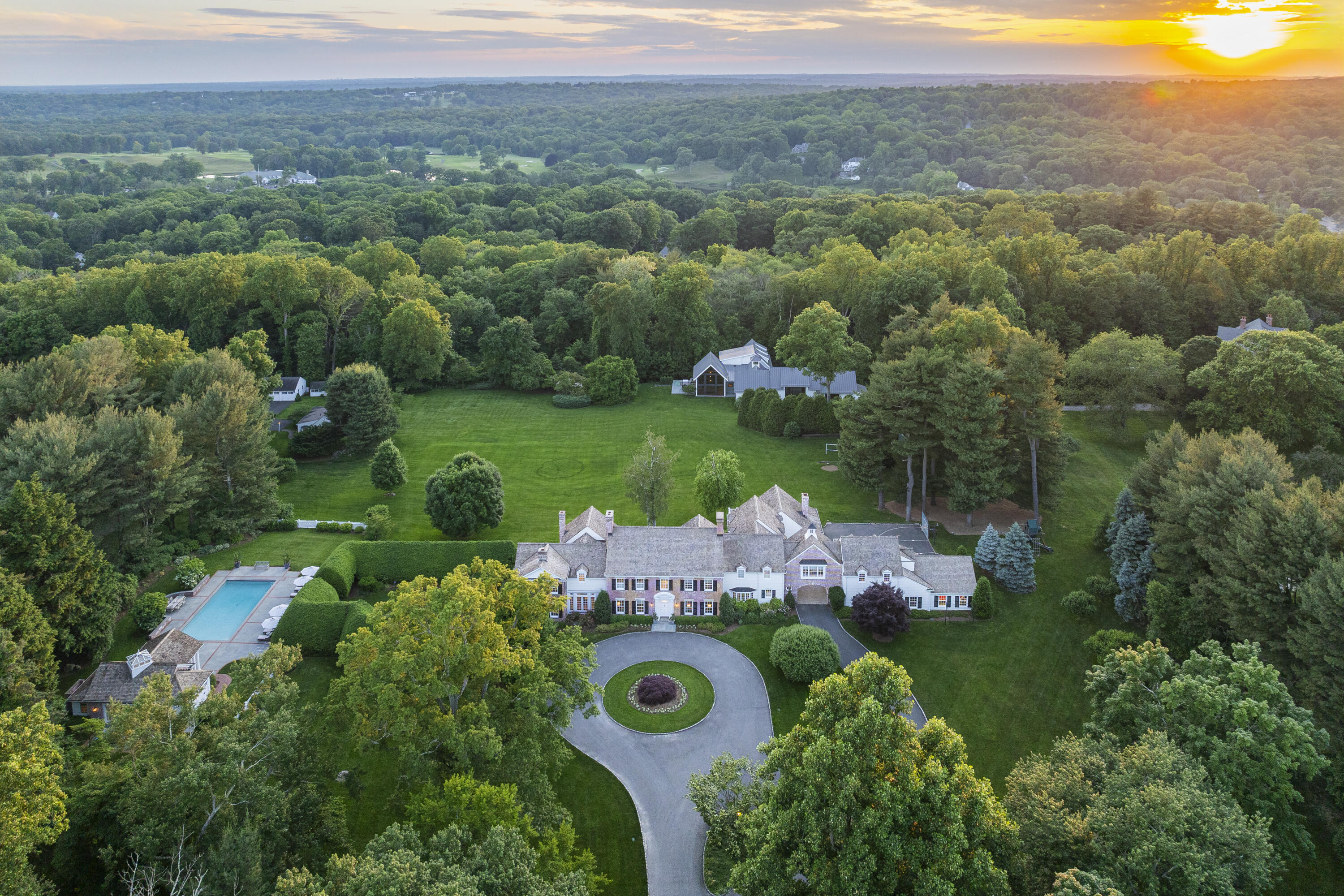 an aerial view of multiple house