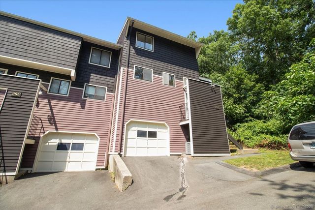 $2,600 | 29 Stonegate Circle, Unit D | Branford Hills