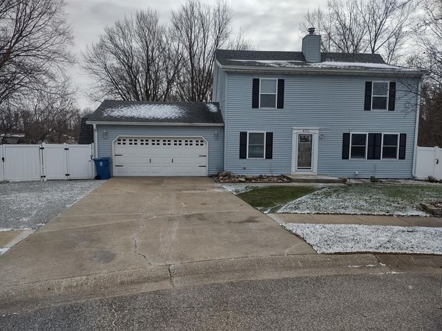 $420,000 | 492 Gladys Lane | Chesterton