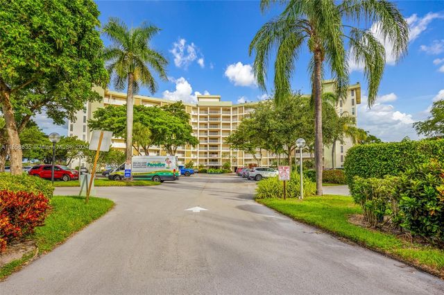 $270,000 | 3090 North Course Drive, Unit 111 | Palm Aire