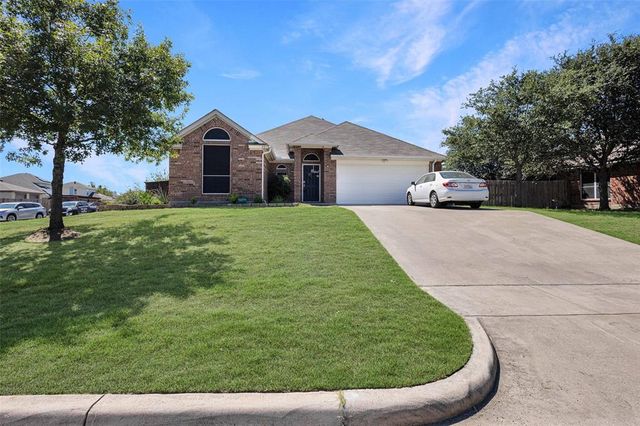 $369,900 | 501 Westgate Drive | Aledo