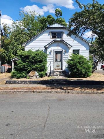 $149,000 | 134 South A Street | Orofino