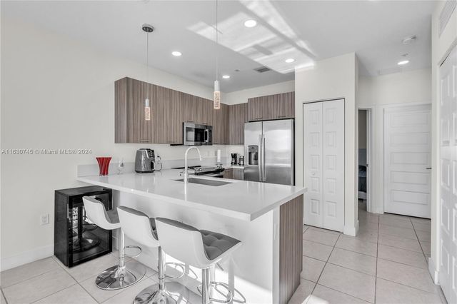 $475,000 | 6455 Northwest 103rd Place, Unit 304 | Doral