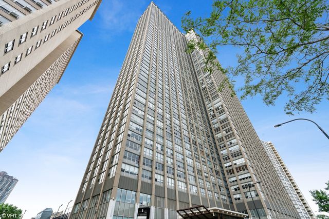 $280,000 | 655 West Irving Park Road, Unit 610 | Park Place Tower